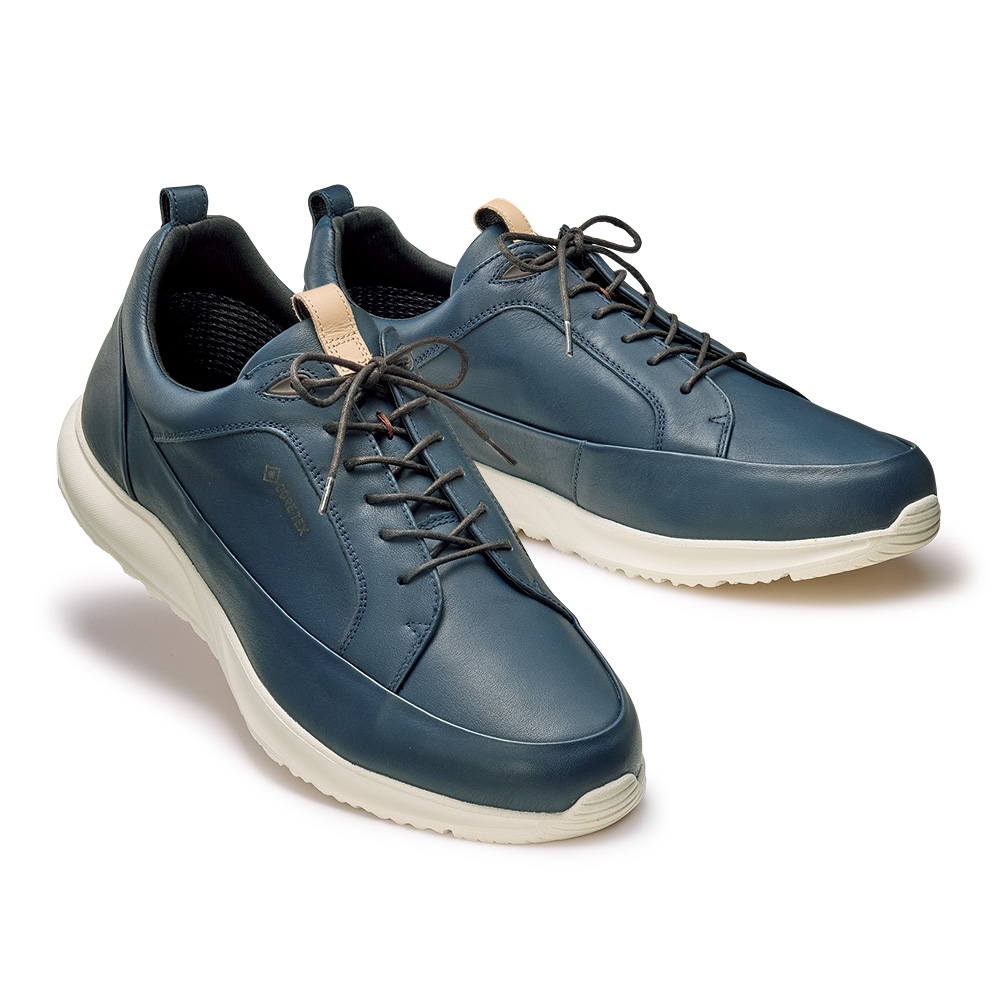 ゴアテックスレザースニーカー