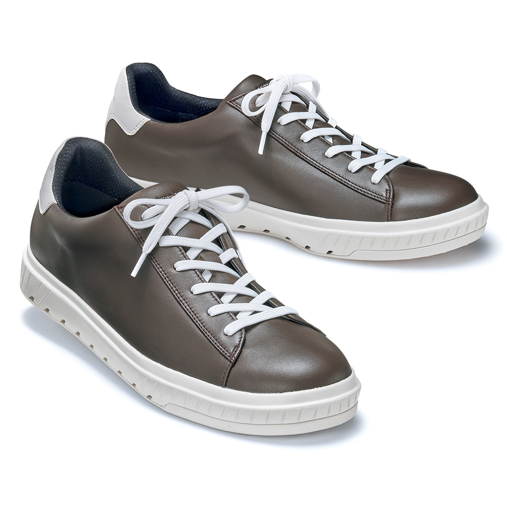 ゴアテックスサラウンド・スニーカー