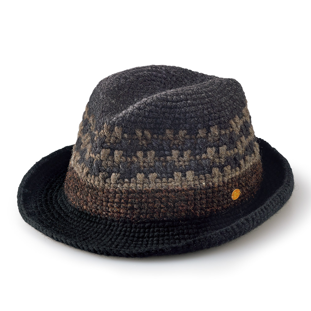 手編みのローラブルハット