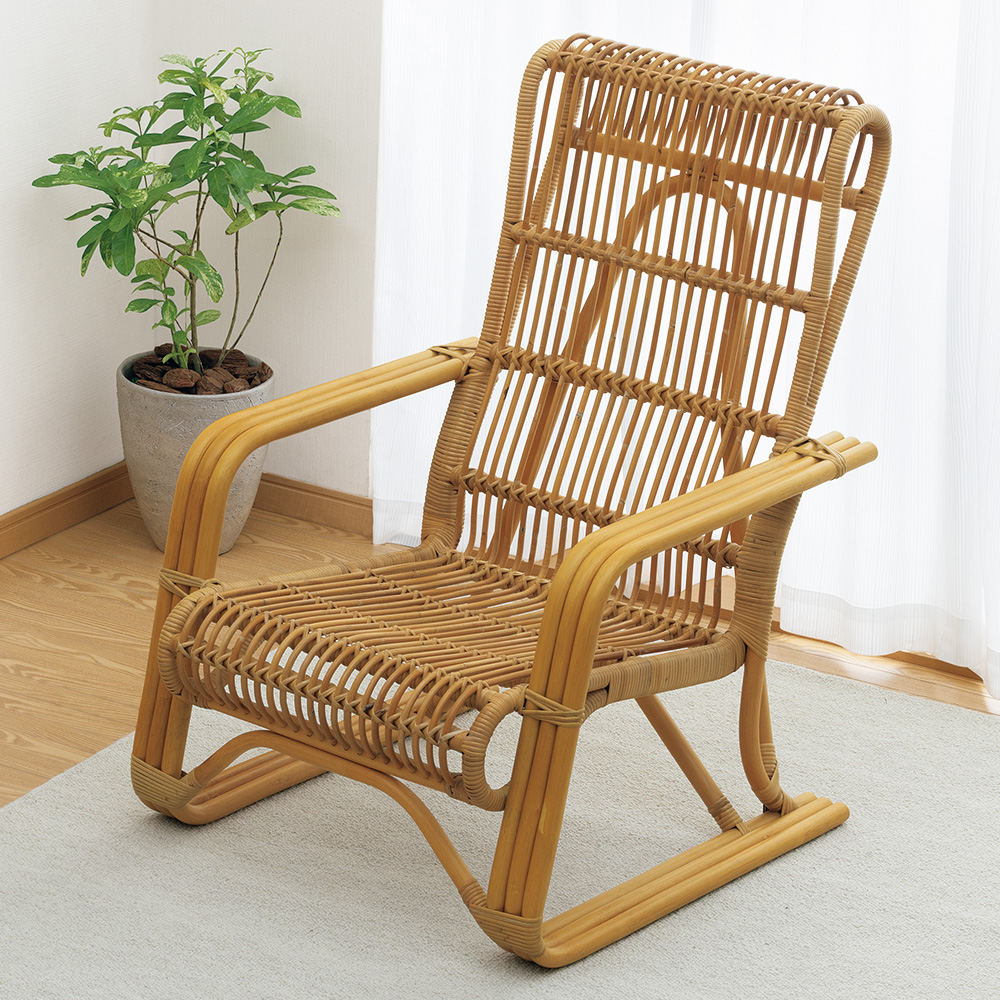 丸籐仕上げのくつろぎ椅子/設置・梱包配送料込み