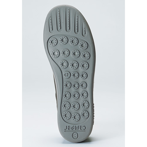 配色レザー使いのゴム紐スニーカー/ペウツーリング ツインズ