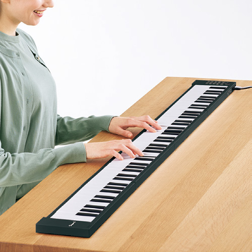 折りたたみ式電子ピアノ／オリピア88