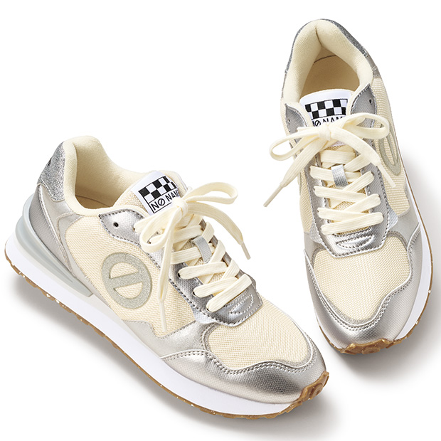 スニーカー／TOVA