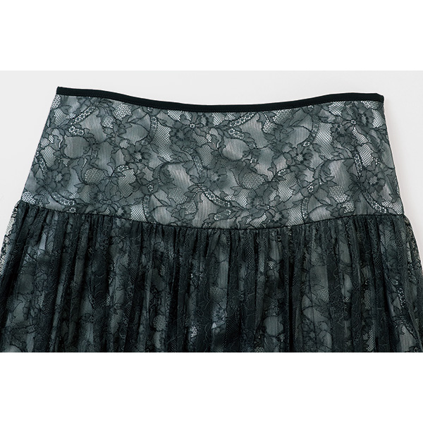 レース使いプリーツスカート
