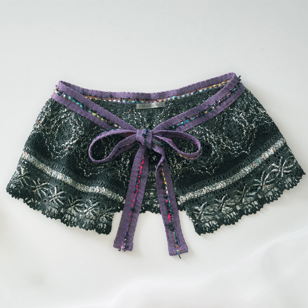 レースのサッシュベルト／肩当て