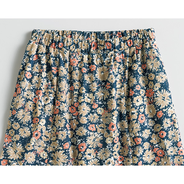 花柄プリントのジャージースカート