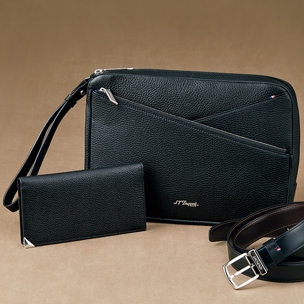 レザー・ポーチ