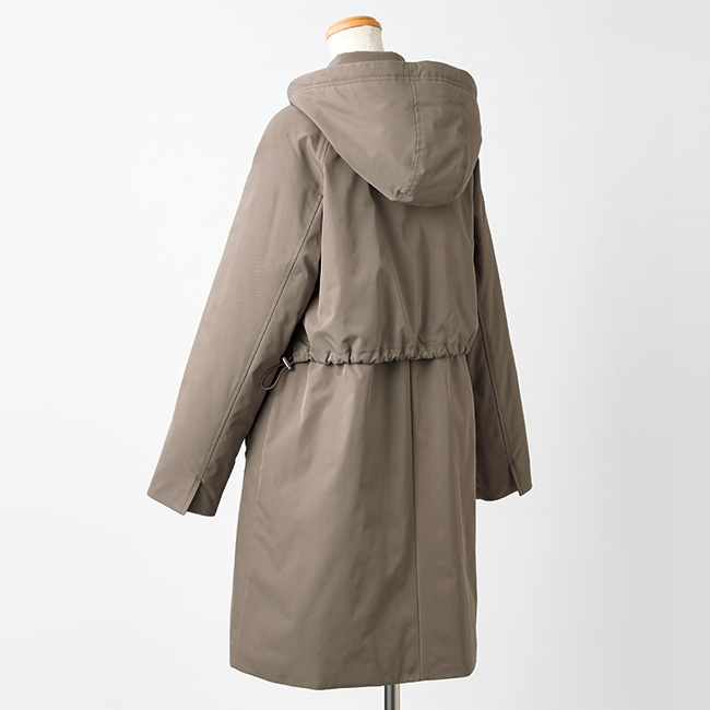 ストレッチダウンコート