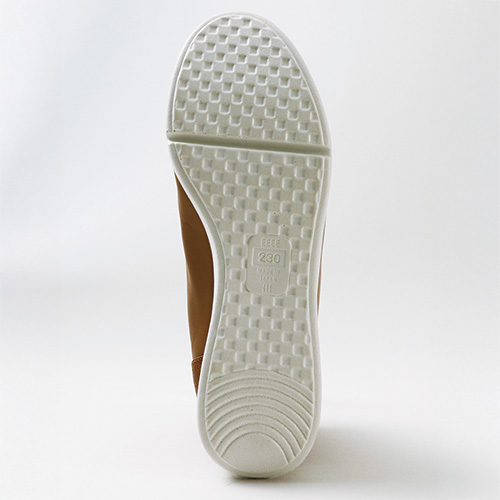 快適フィットのハイカットスニーカー