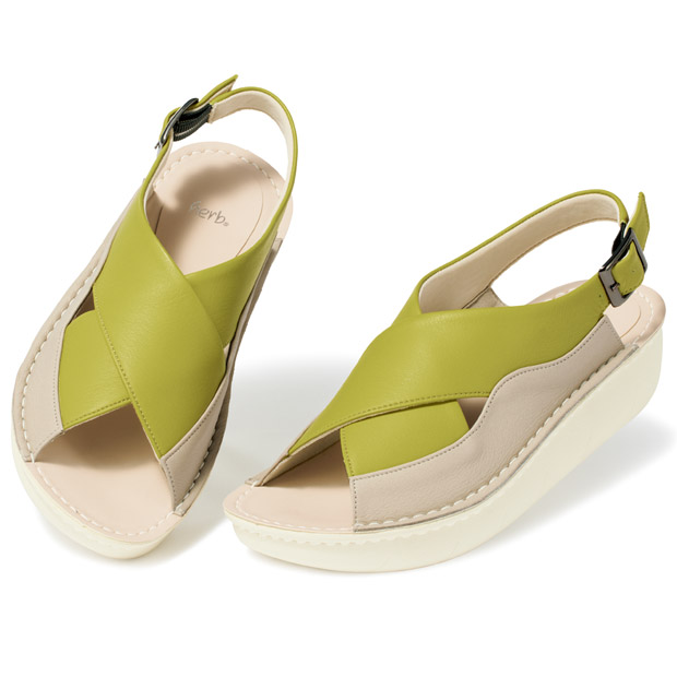 クロスデザインサンダル