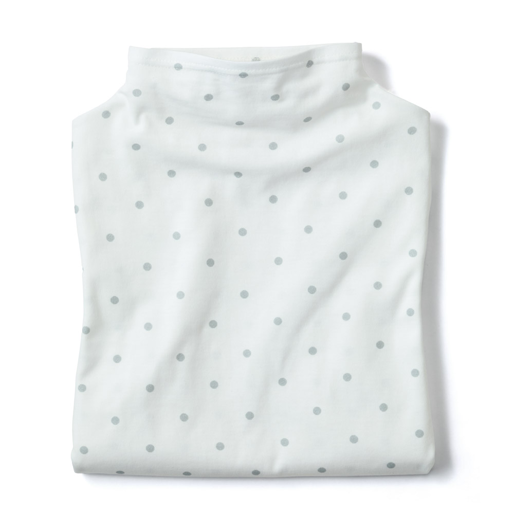 水玉のプリントTシャツ