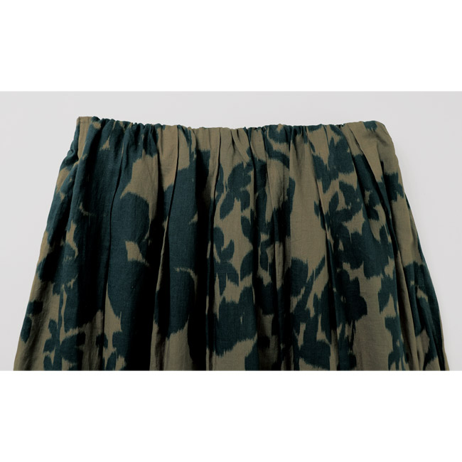 イタリア製生地花ぼかしプリントスカート