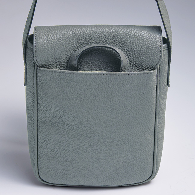 シシロッシ　ショルダーバッグ シシロッシ ショルダーバッグ