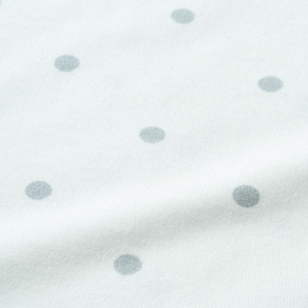 水玉のプリントTシャツ