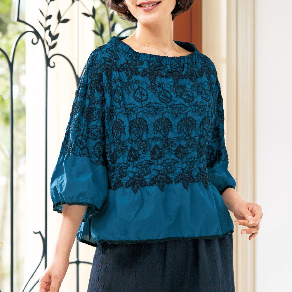 米澤美也子 刺しゅうのブラウス | ライトアップオンラインストア