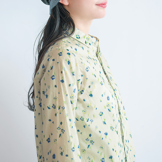 フラワープリントシャツ