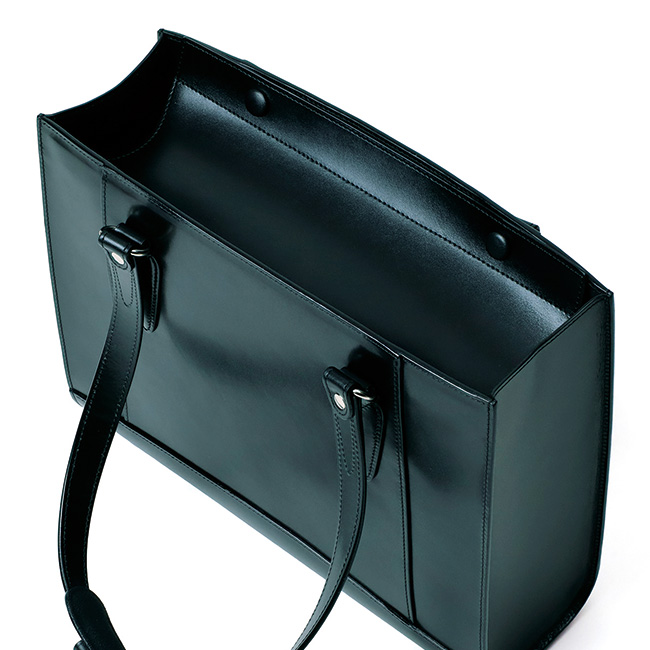 ブラスコットレザーのA4サイズ･トートバッグ