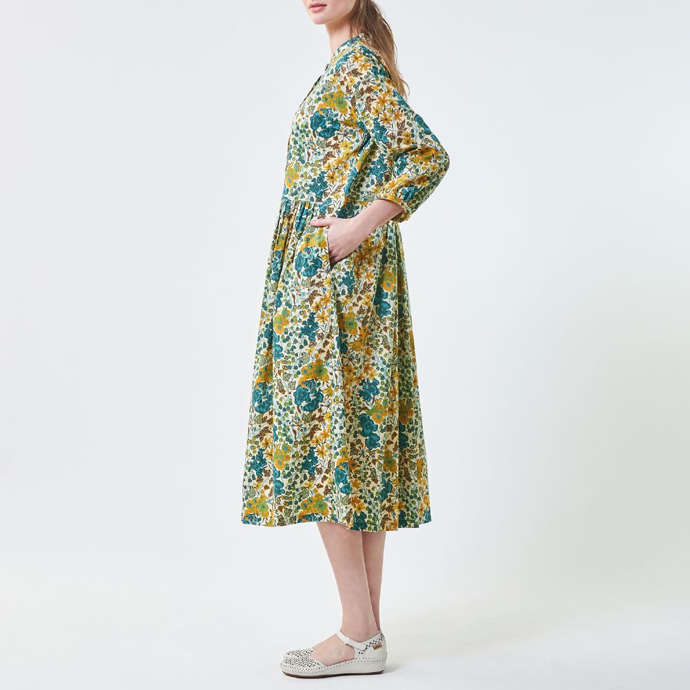 カリーノ コトーネ リバティプリントのワンピース ライトアップオンラインストア