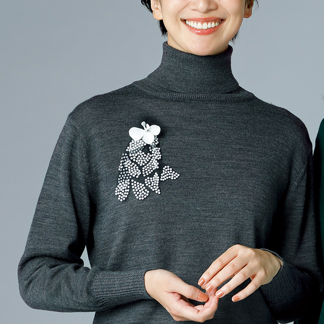 花つづりのブローチ