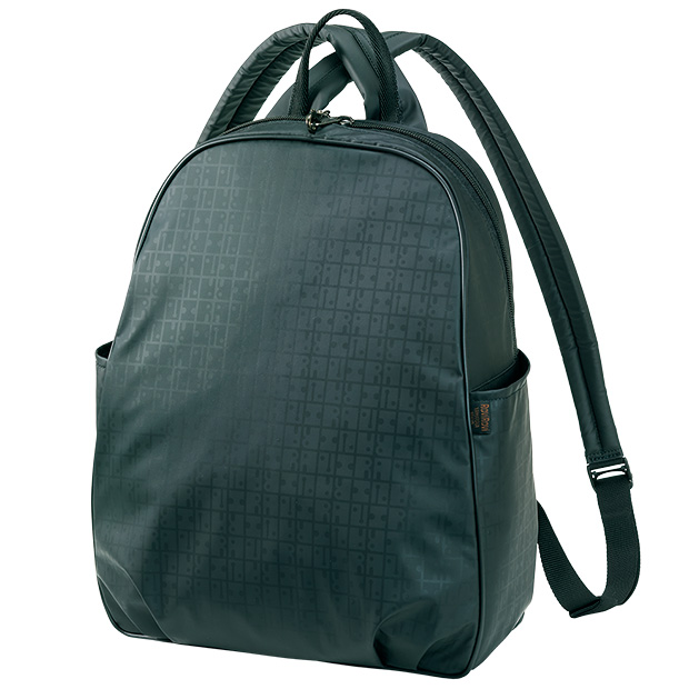 A4が入るすっきりリュック