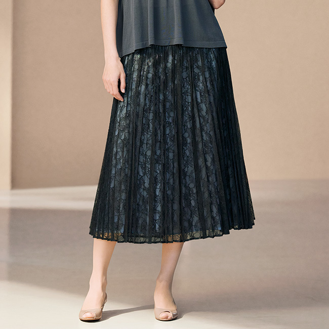レース使いプリーツスカート