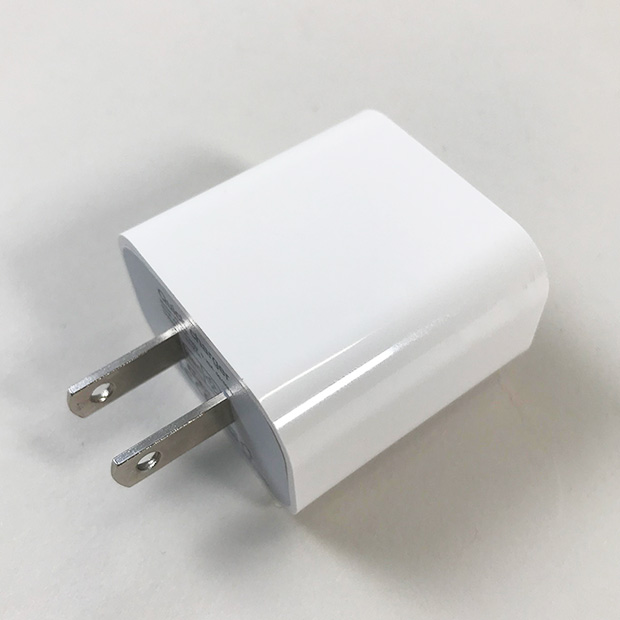 コンセント充電用ACアダプタ／5V－2.1A