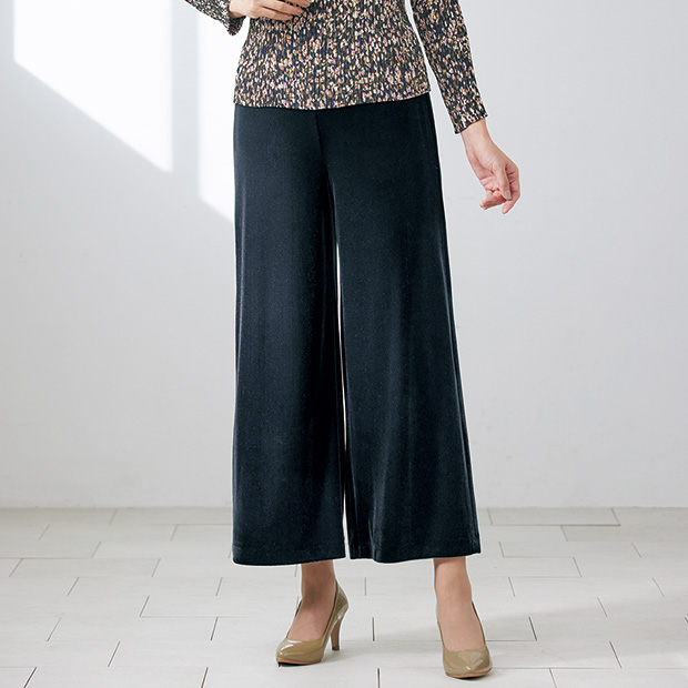 ベロアのガウチョパンツ