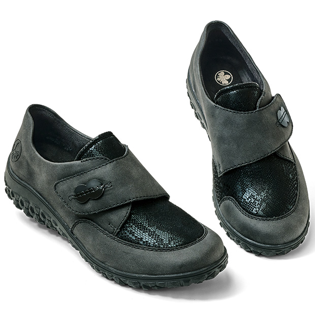 デザイン面ファスナーシューズ