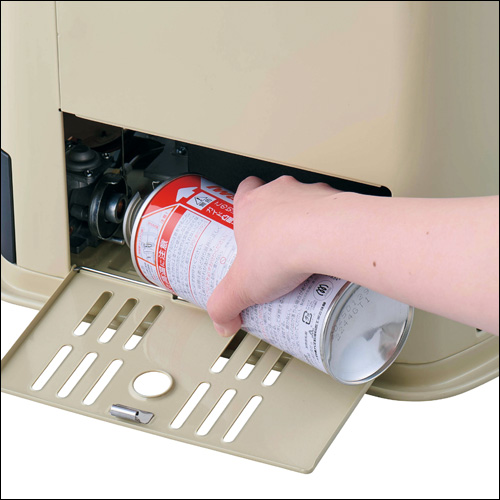 カセットガスストーブ「デカ暖スリー」