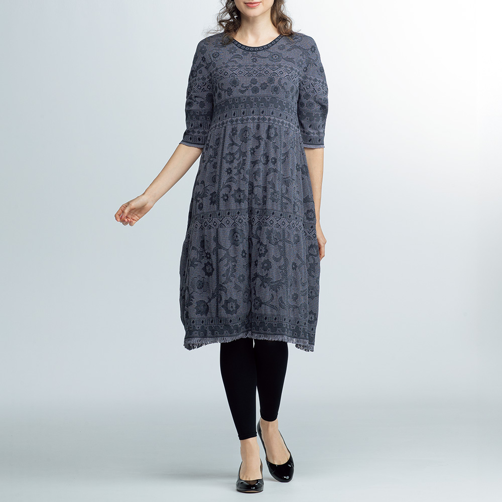 ラッセル編みワンピース／当社限定カラー