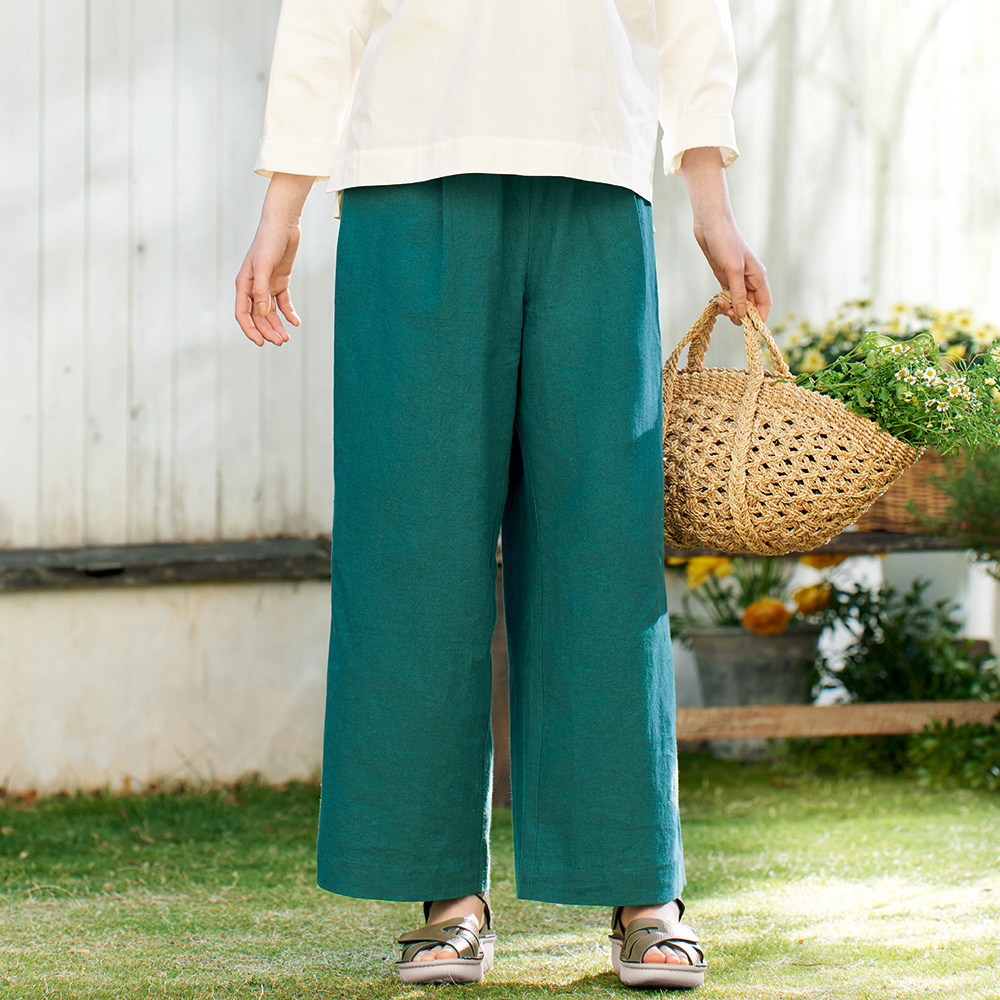 リネンコットンのワイドパンツ