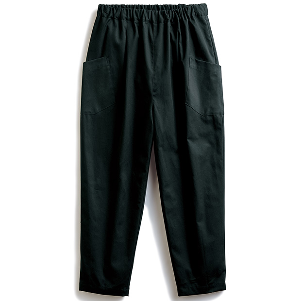 斜めポケットのゆったりパンツ