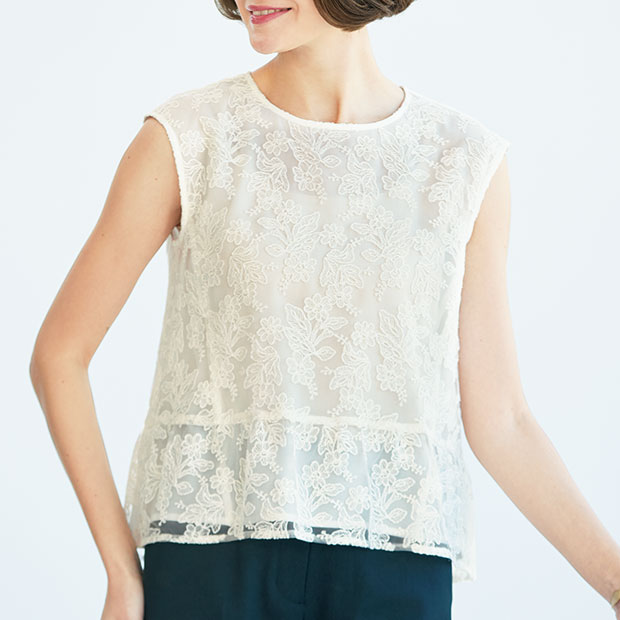 レースタンクトップ