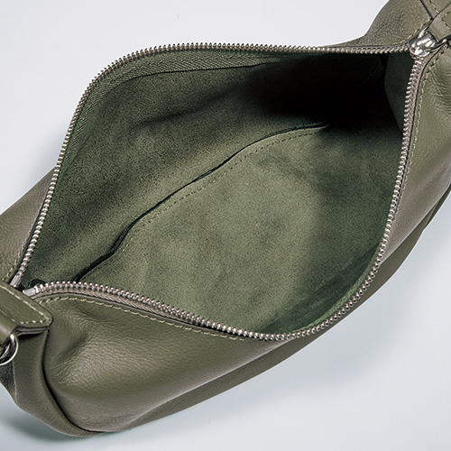 ムースライトレザー・ショルダーバッグ