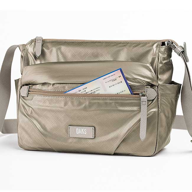 軽量ショルダーバッグ