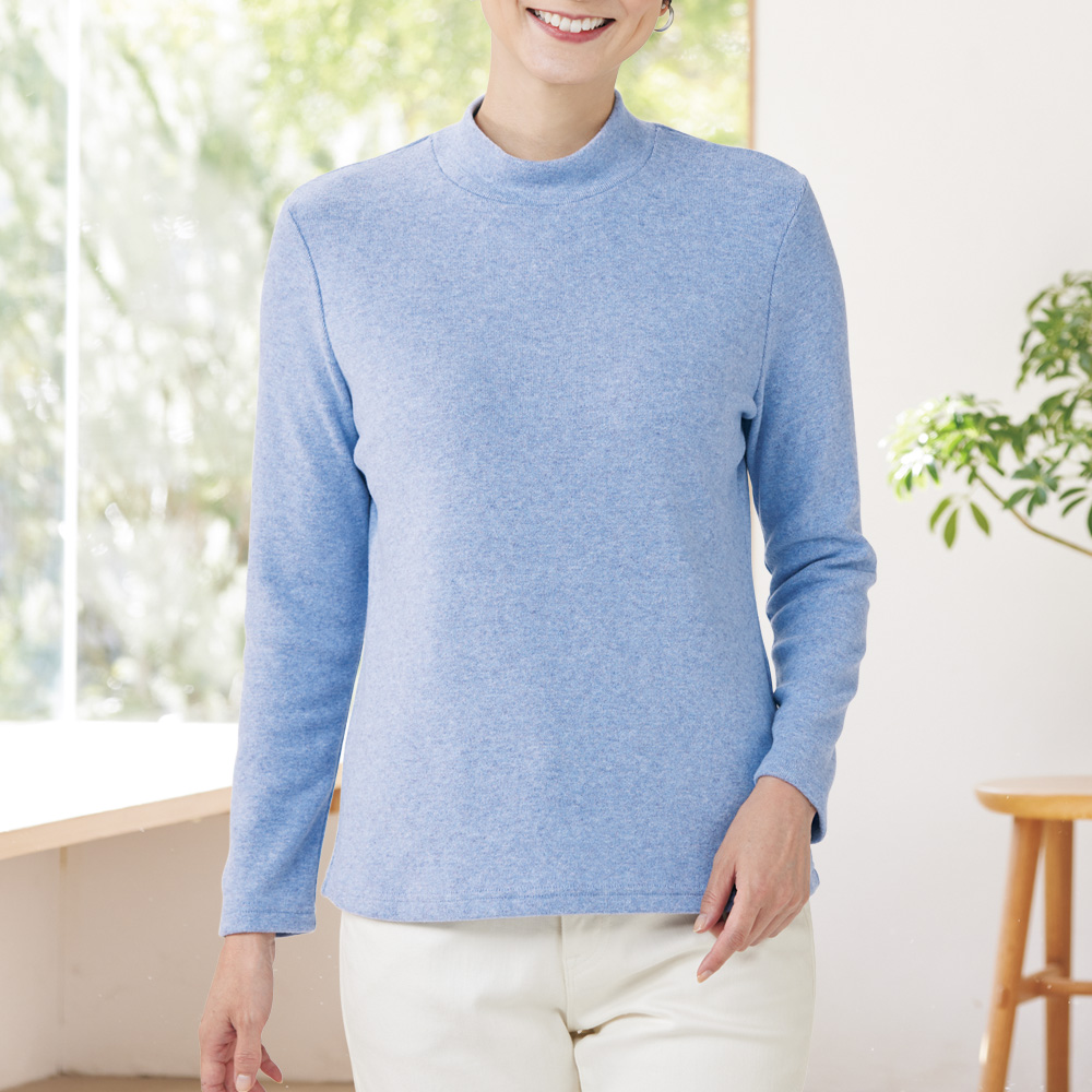 ソリストヒート･ハイネックプルオーバー