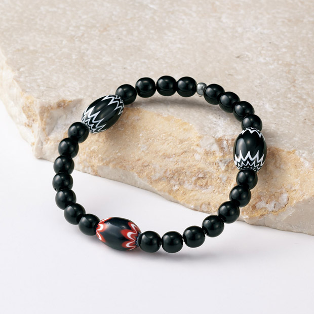 ムラーノガラスのシェブロン玉ブレスレット