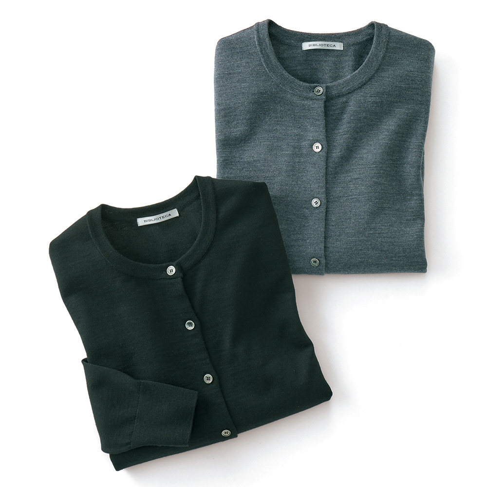 洗えるウール・クルーネックカーディガン