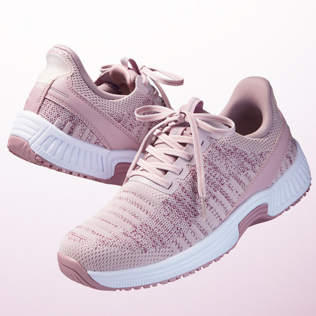 ハンズフリーのニットスニーカー／KITA／ワイド