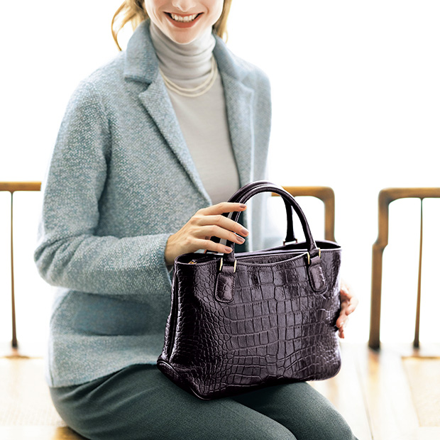 アンドレア・ロッシ クロコ型押しハンドバッグ／当社限定モデル