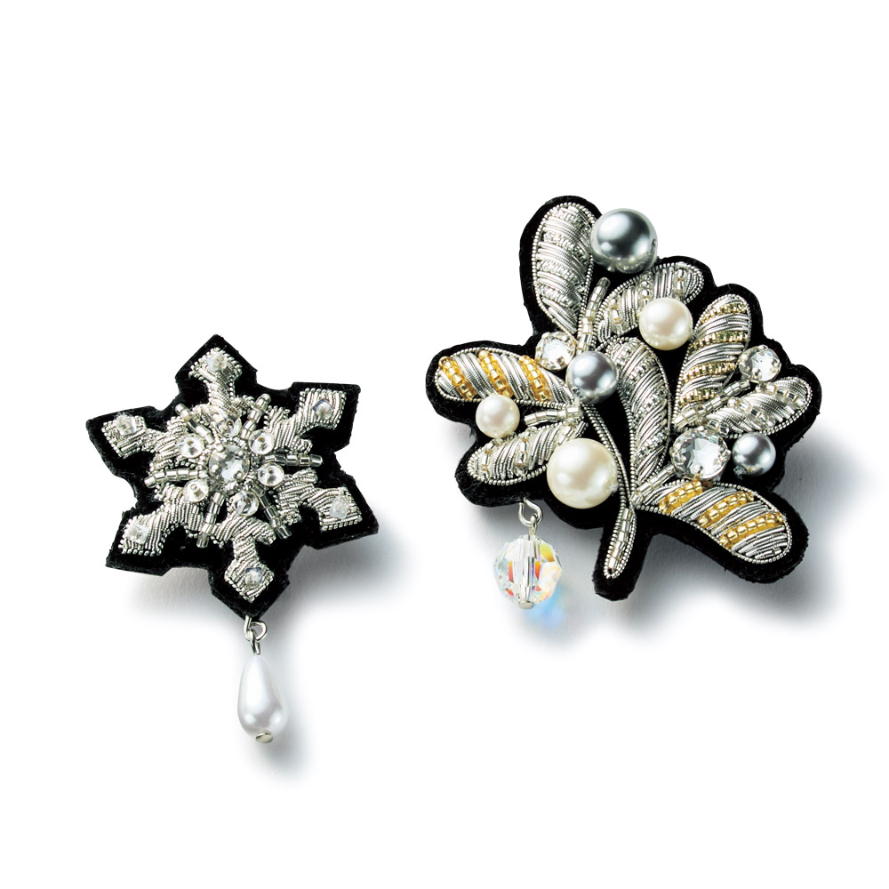 ヤドリギ&スノークリスタル/ブローチセット