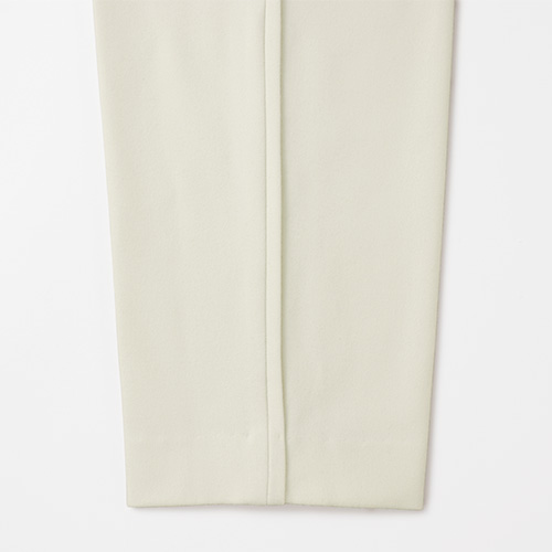 なめらかストレッチパンツ