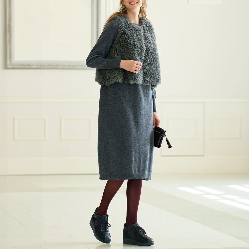 カシミヤニットワンピース