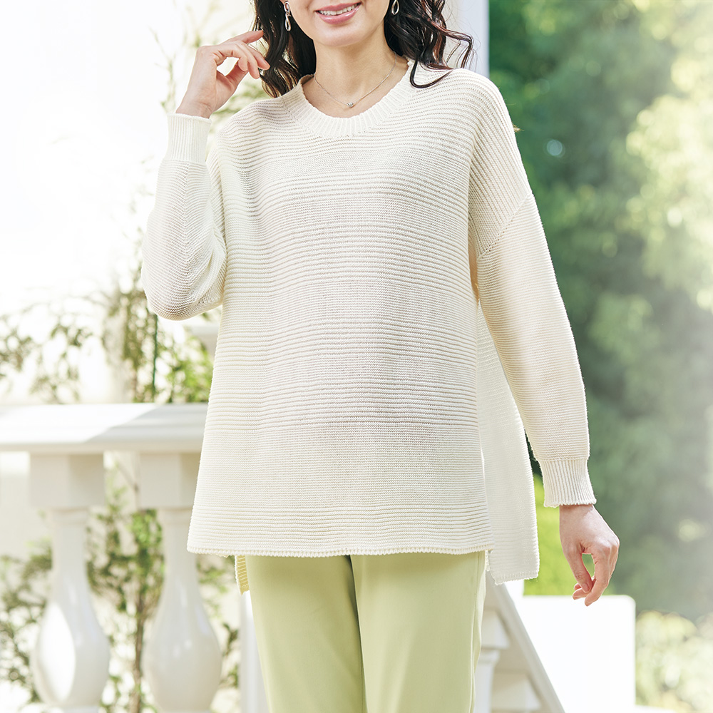 クルーネックプルオーバー