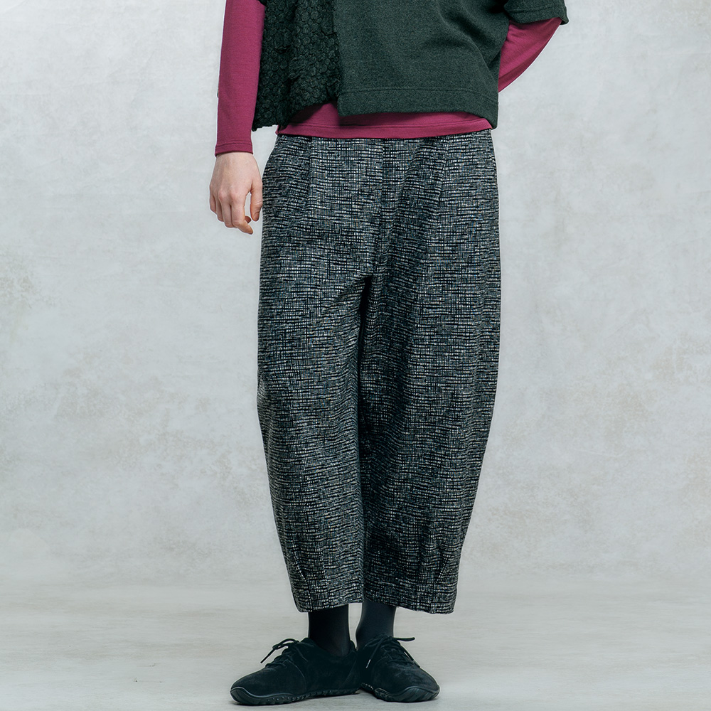 コットン混ジャカードパンツ