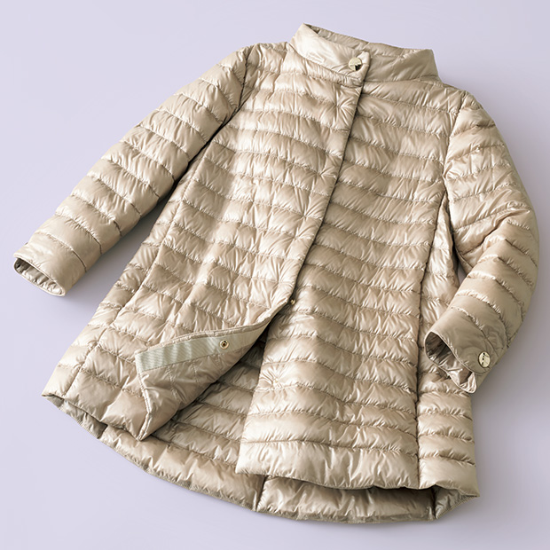 ライトダウンコート