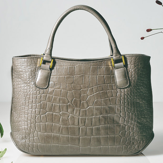クロコ型押しハンドバッグ／当社限定モデル
