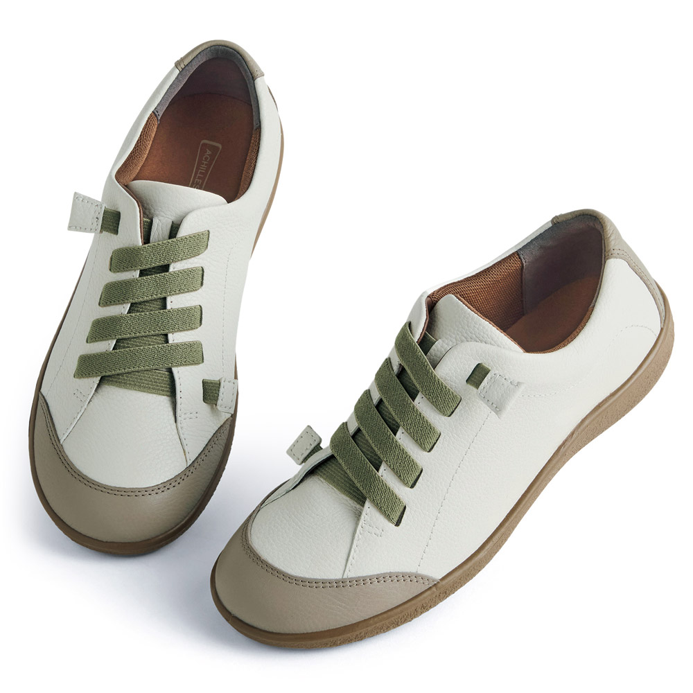 ゴムひも使いスニーカー