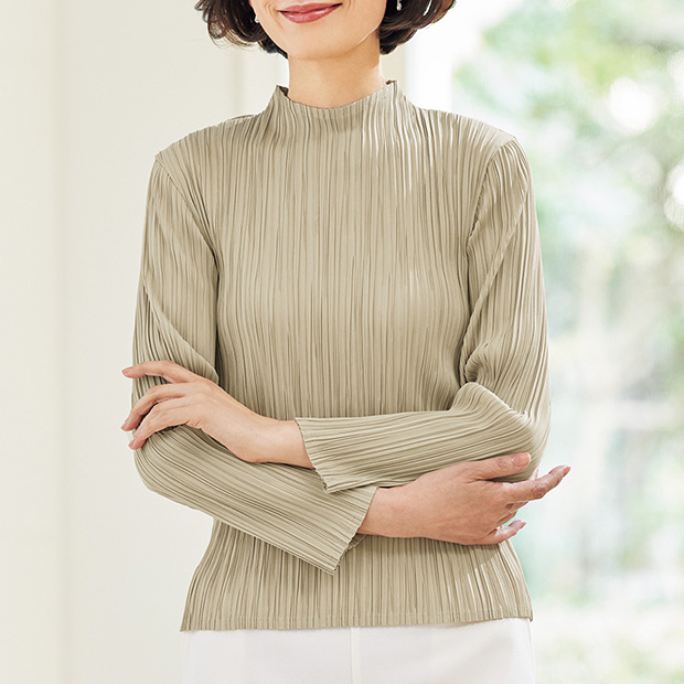 クリスタルミックスプリーツ･ボトルネックプルオーバー