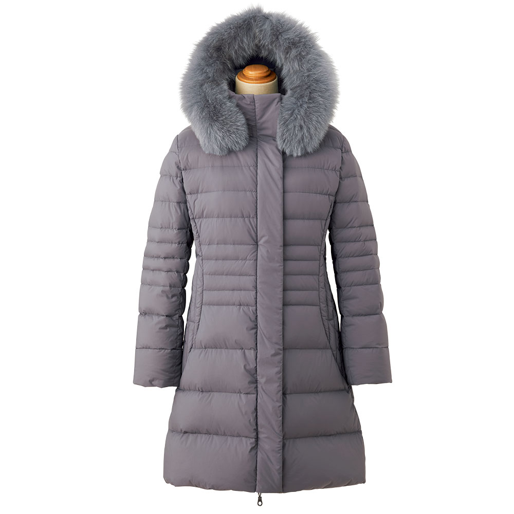 フォックスファー付きストレッチダウンコート